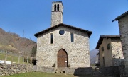 26 La chiesa di Cornello, intitolata ai SS. Cornelio e Cipriano...